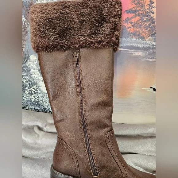 3M Thinsulate Faux Leather Boots - Picture 3 of 8